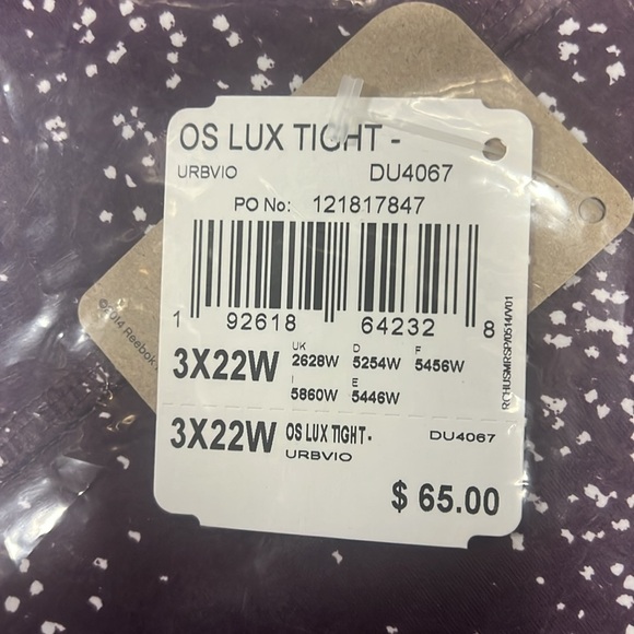 Reebok Lux Leggings. - Picture 9 of 9